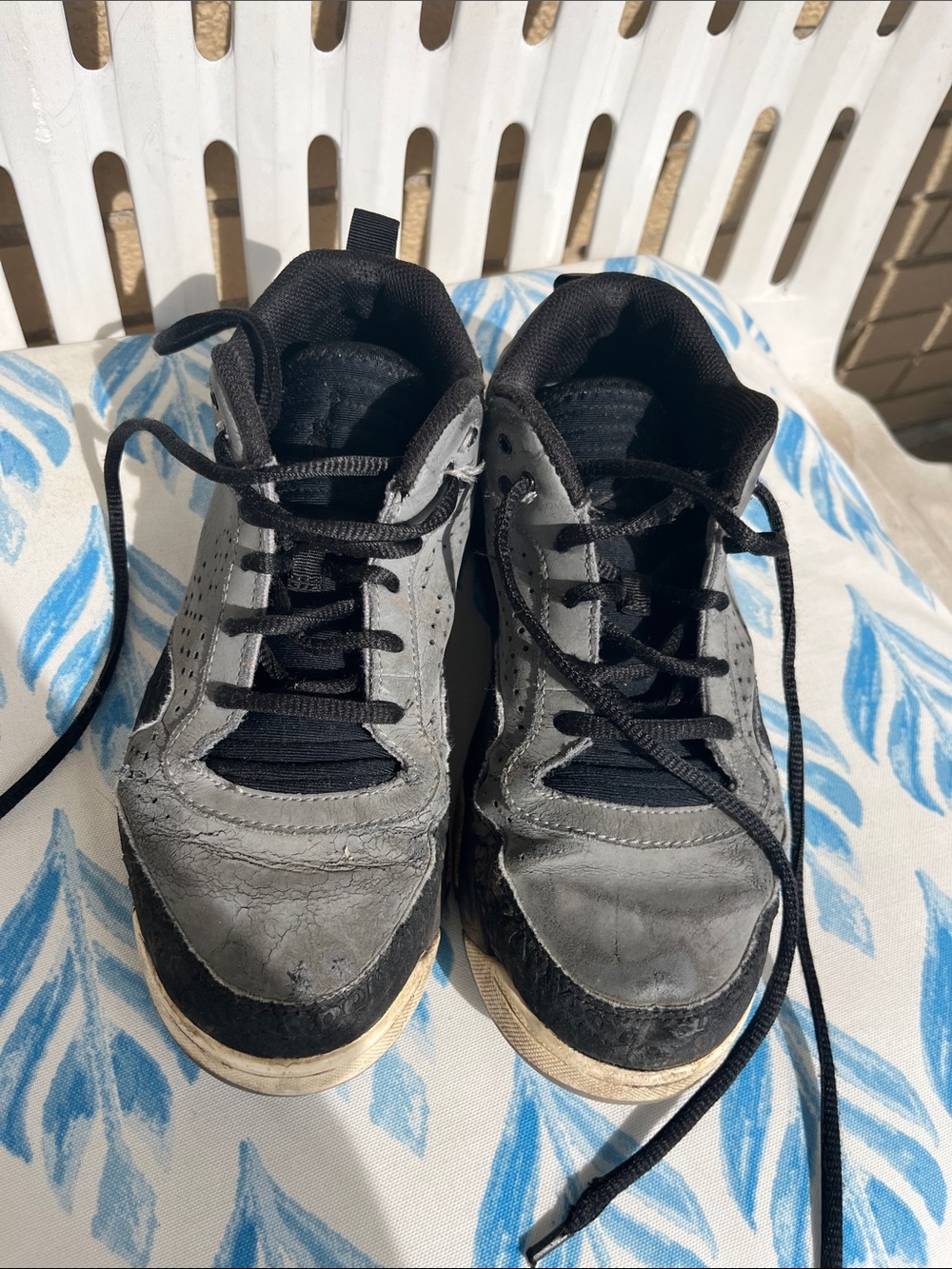 Jordan Men's Sneakers in Gray and Black